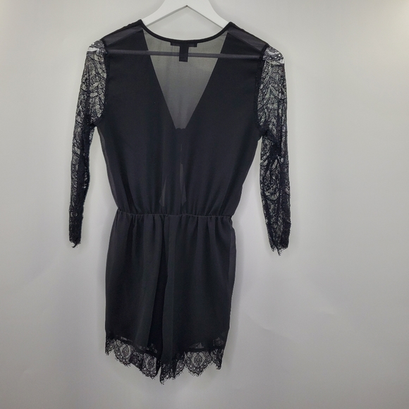 Forever 21 Tie-Front Eyelash Lace Romper Black Boho - Picture 5 of 9